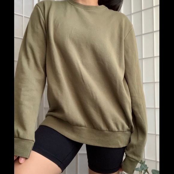 cotton on army green pullover sweatshirt - Picture 2 of 11